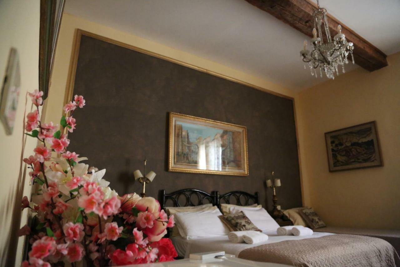 Riverbank'S Firenze Kültér fotó
