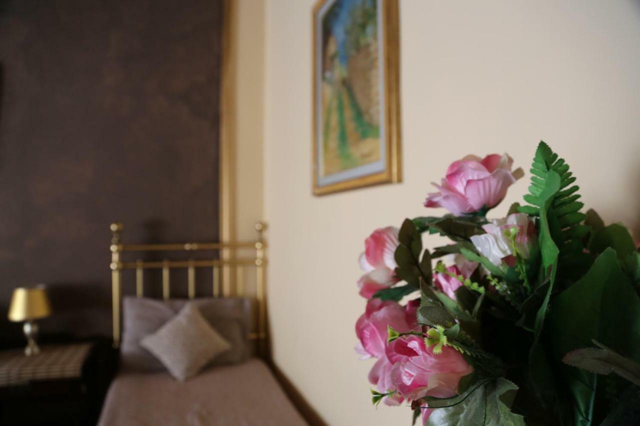 Riverbank'S Firenze Kültér fotó
