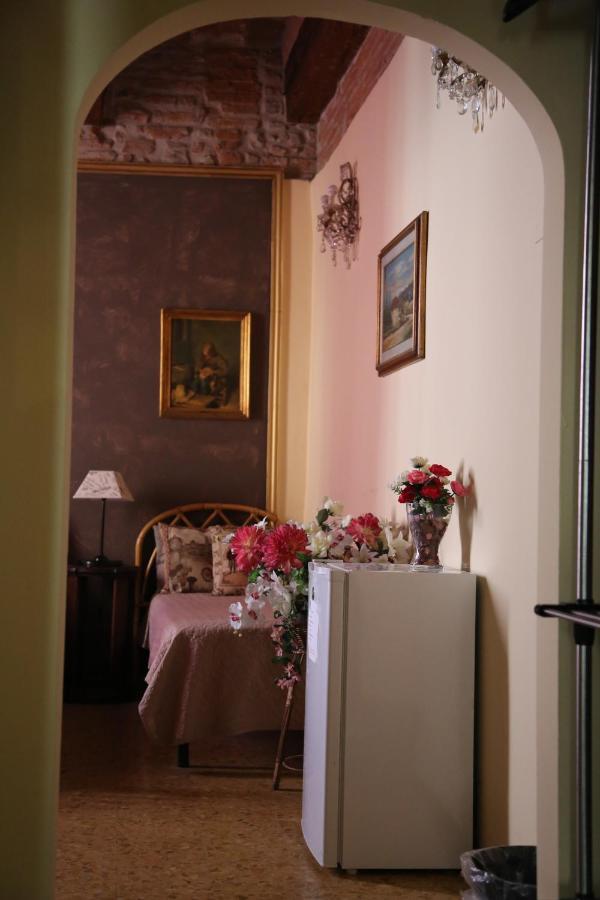 Riverbank'S Firenze Kültér fotó